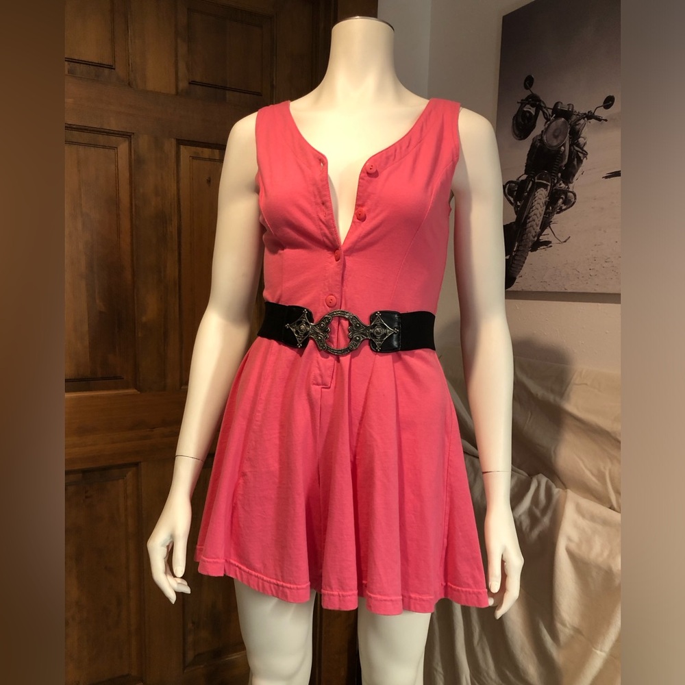 Vintage Energie Hot Pink Sleeveless Button Up Festival Romper